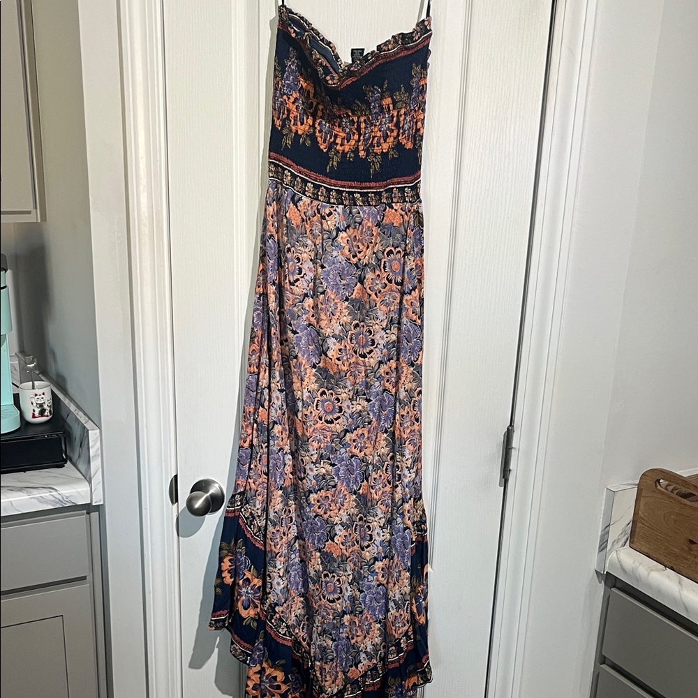 NWOT Angie gorgeous Floral strapless dress.